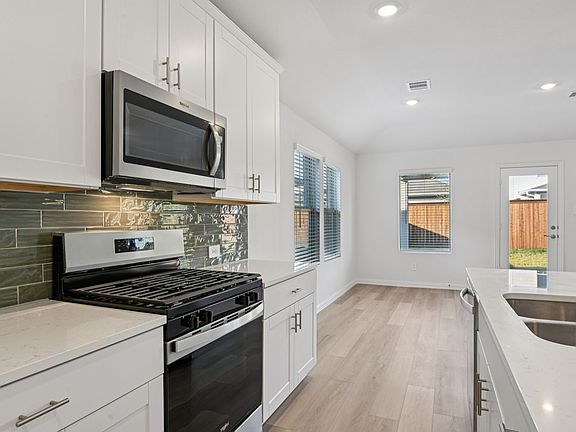 7th image of this home
