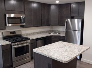11 Sugar Maple Ln APT 10, Saint Charles, MO 63303