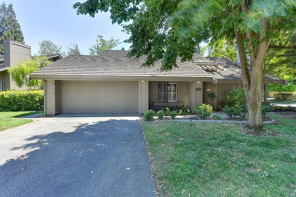 11594 Sutters Mill Cir photo 1