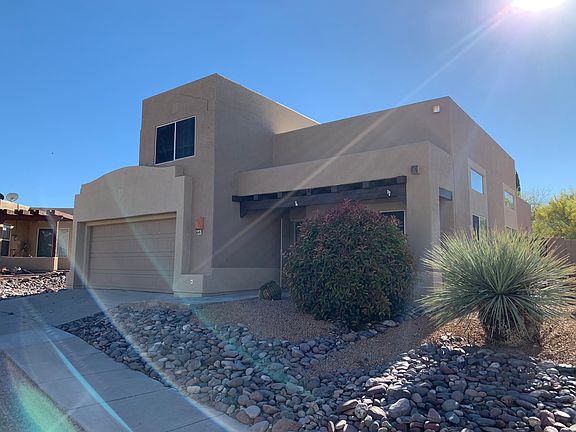 2nd image of 641 N Hearthside Ln