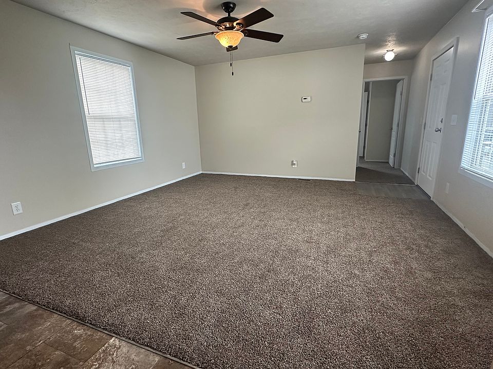 1st image of 355 Pin Oak Dr #128