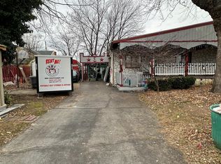 1506 W 12th St, Chester, PA 19013
