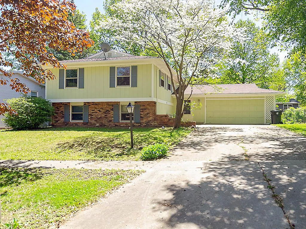 39 Ashley Ln photo 1