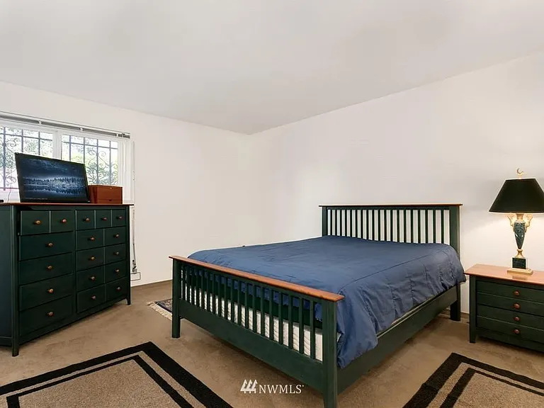 1530 10th Ave W #1530 — Photo 16