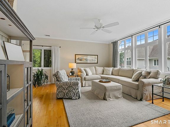 3rd image of 7 Alexandra Lane #7
