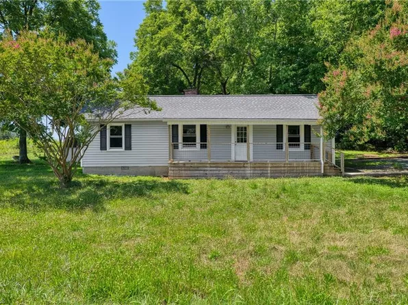 4956 Thom Rd, Mebane, NC 27302