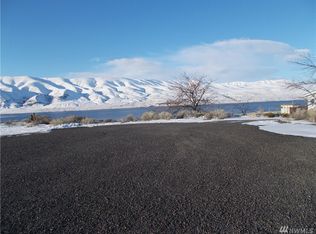 607 Grant Pl SW, Mattawa, WA 99349