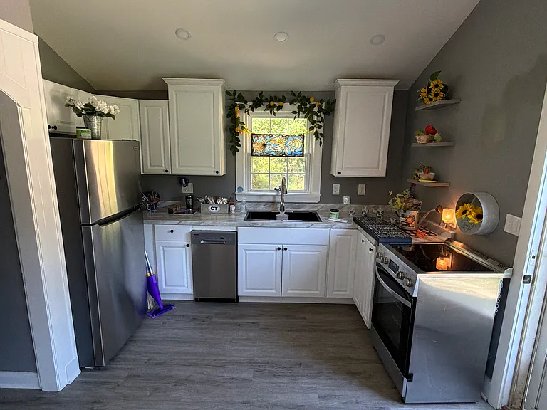 30 Banner Rd #2 — Photo 1
