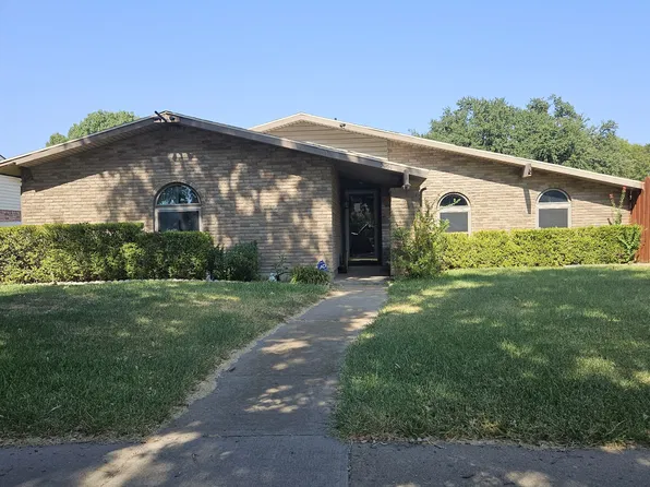 5061 Pemberton Ln, The Colony, TX 75056