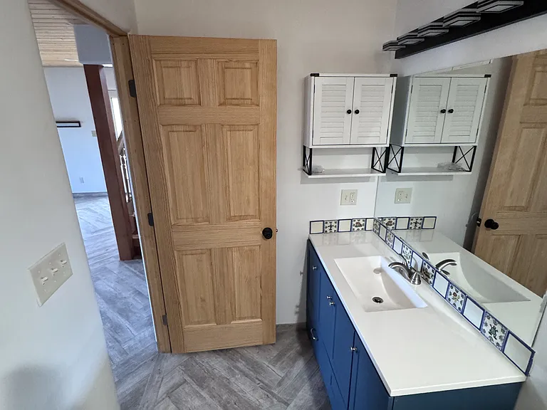 232 Valverde St — Photo 59