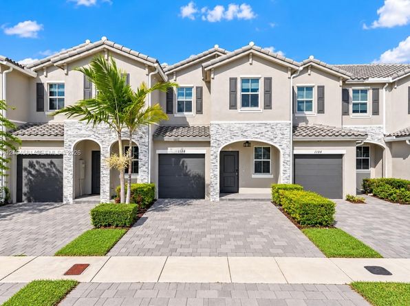 1108 SE 26th Ter