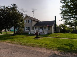 318 S Summit St, Webberville, MI 48892