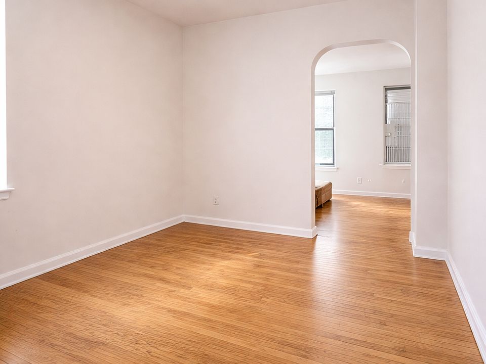 2nd image of 1409 York Ave APT 3A