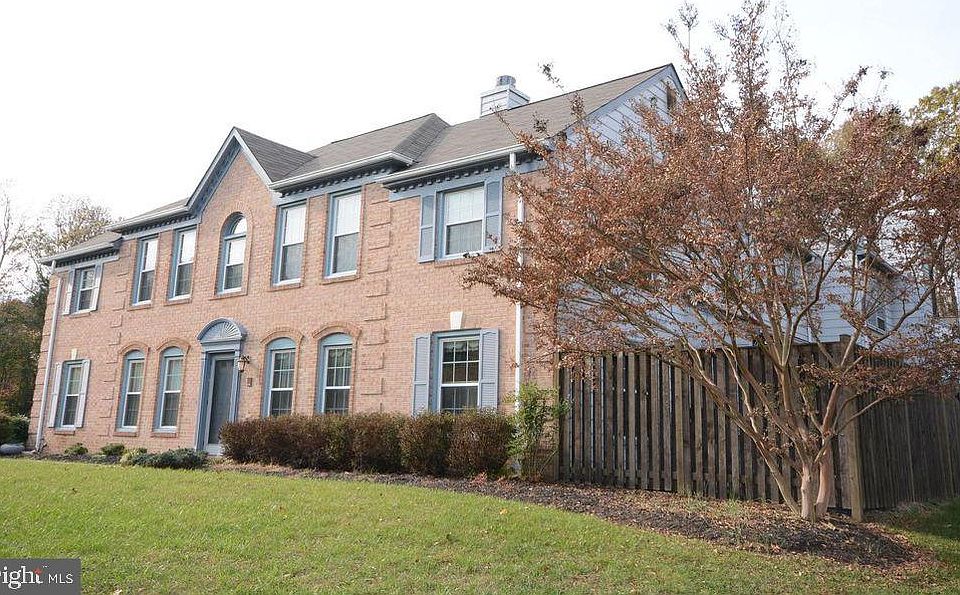 2nd image of 1024 Jigger Ct