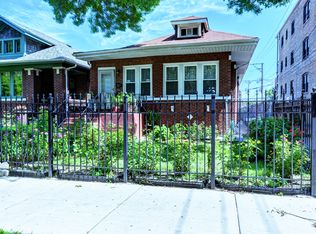 4417 N Sacramento Ave, Chicago, IL 60625