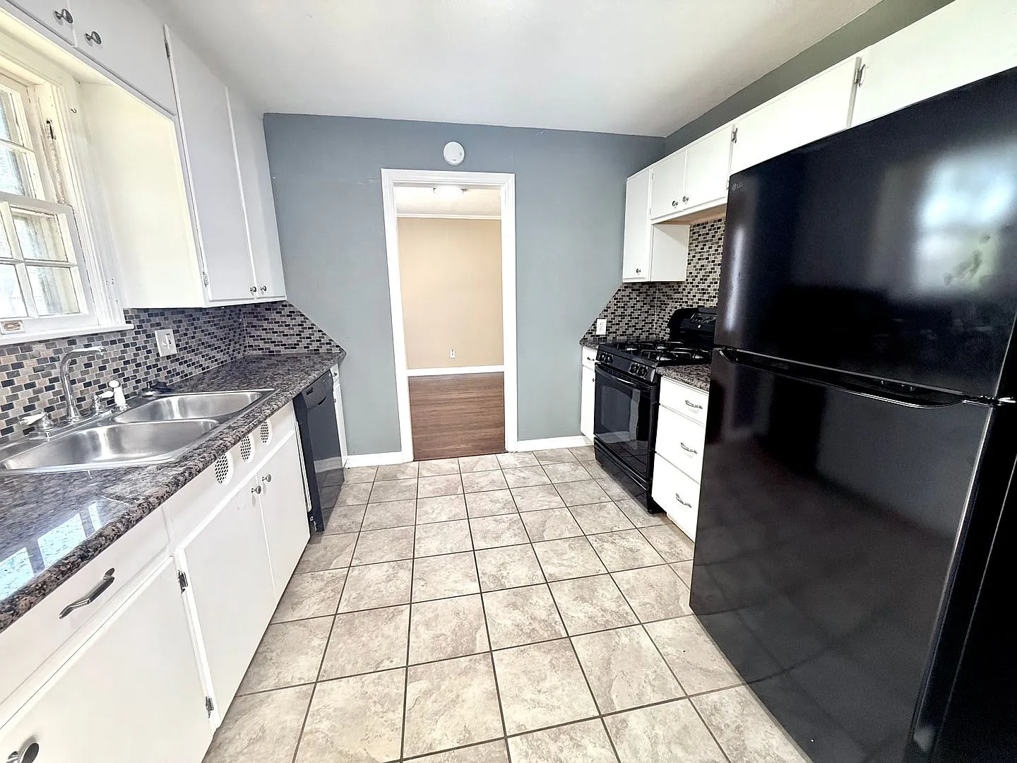 Cute 2Bed / 1Bath Home In NW OKC — Photo 4