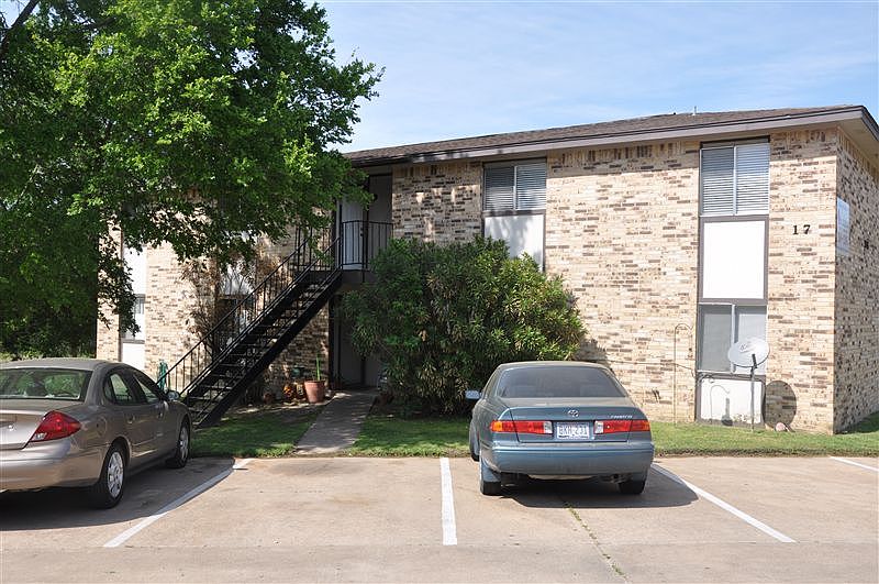 Longmire Exterior Views