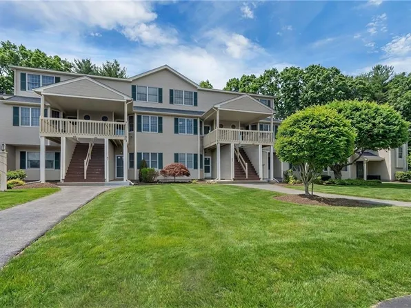 87 Scenic Dr, West Warwick, RI 02893