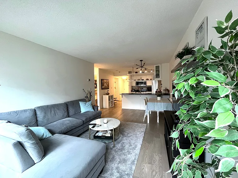 10 Navy Wharf Ct #608 — Photo 9