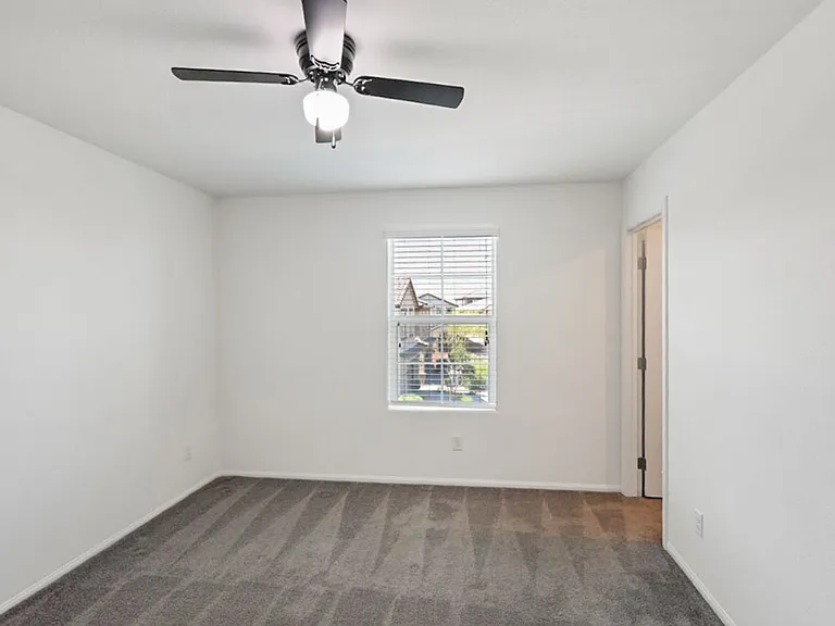 10589 Sariah Skye Ave — Photo 21