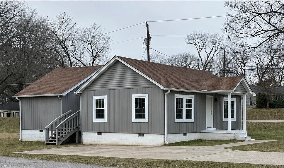 Building Photo - 627 Ferguson Ave