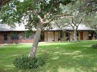 165 Settlers Cir, Bandera, TX 78003