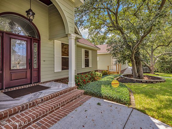 5th image of 3512 Celeste Ave