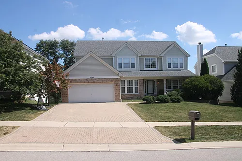 5245 Burnham St Photo 1
