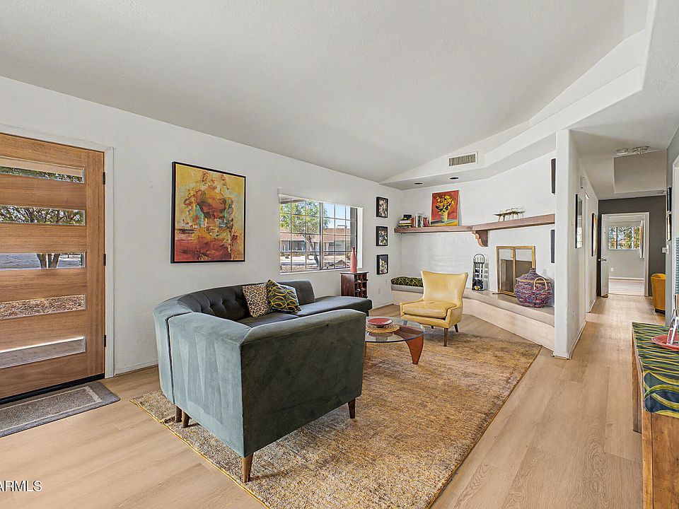 1st image of 18221 N 42ND Street