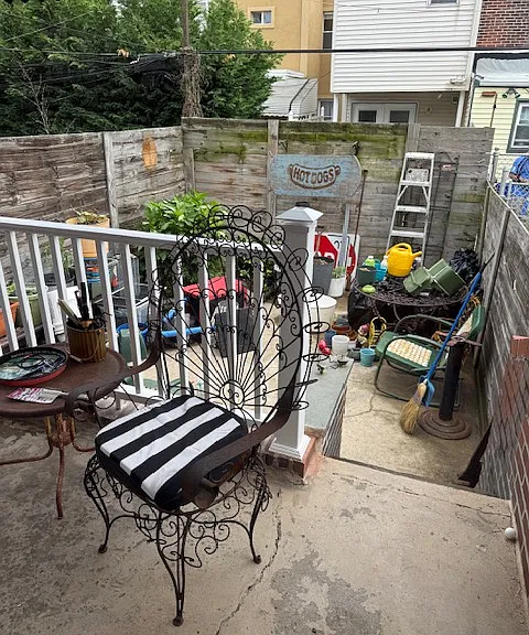 3189 Almond St — Photo 13
