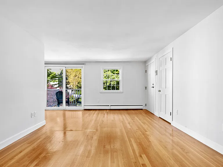 15 Lafayette St #2 — Photo 7