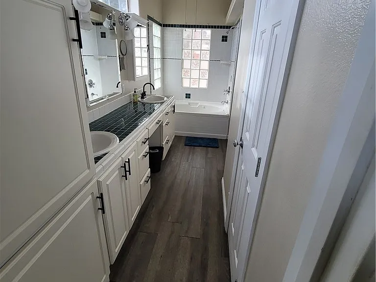 1951 Jim Haworth Ct — Photo 33