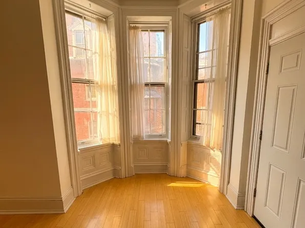 313 S 17th St APT 2F, Philadelphia, PA 19103