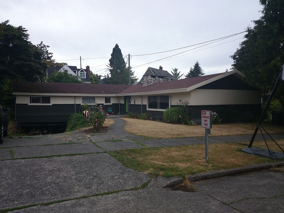 2nd image of 2201 Walnut Ave SW