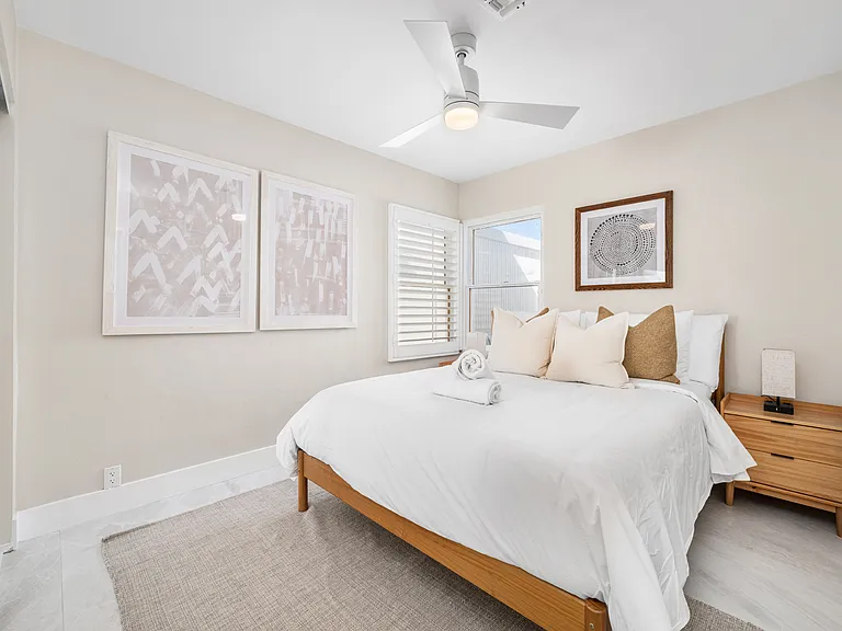 1211 Seal Way #B — Photo 26