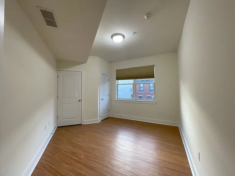3842 Lancaster Ave. — Photo 14