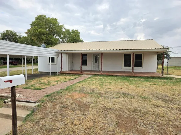 104 E 13th St, Colorado City, TX 79512