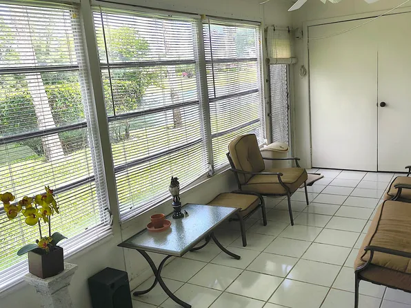 173 Lake Meryl Drive, West Palm Beach, FL 33411