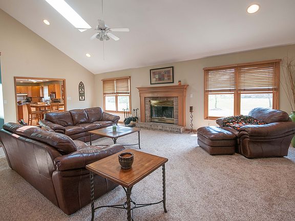 4th image of 140 Shadowood Dr