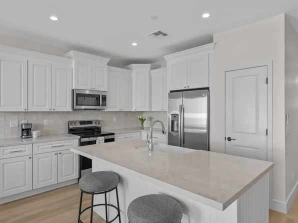 16714 E Almont Dr, Fountain Hills, AZ 85268