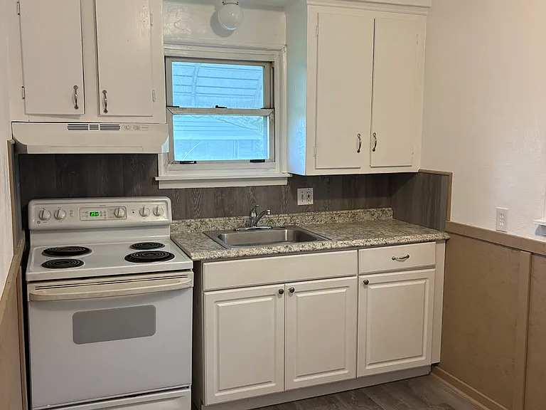 5251 Neff Ave — Photo 4