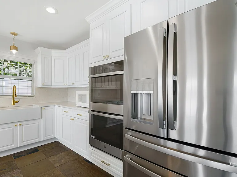 3924 Versailles Dr — Photo 3