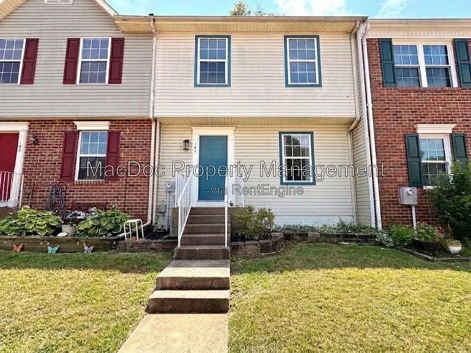 107 Stafford Mews Ln