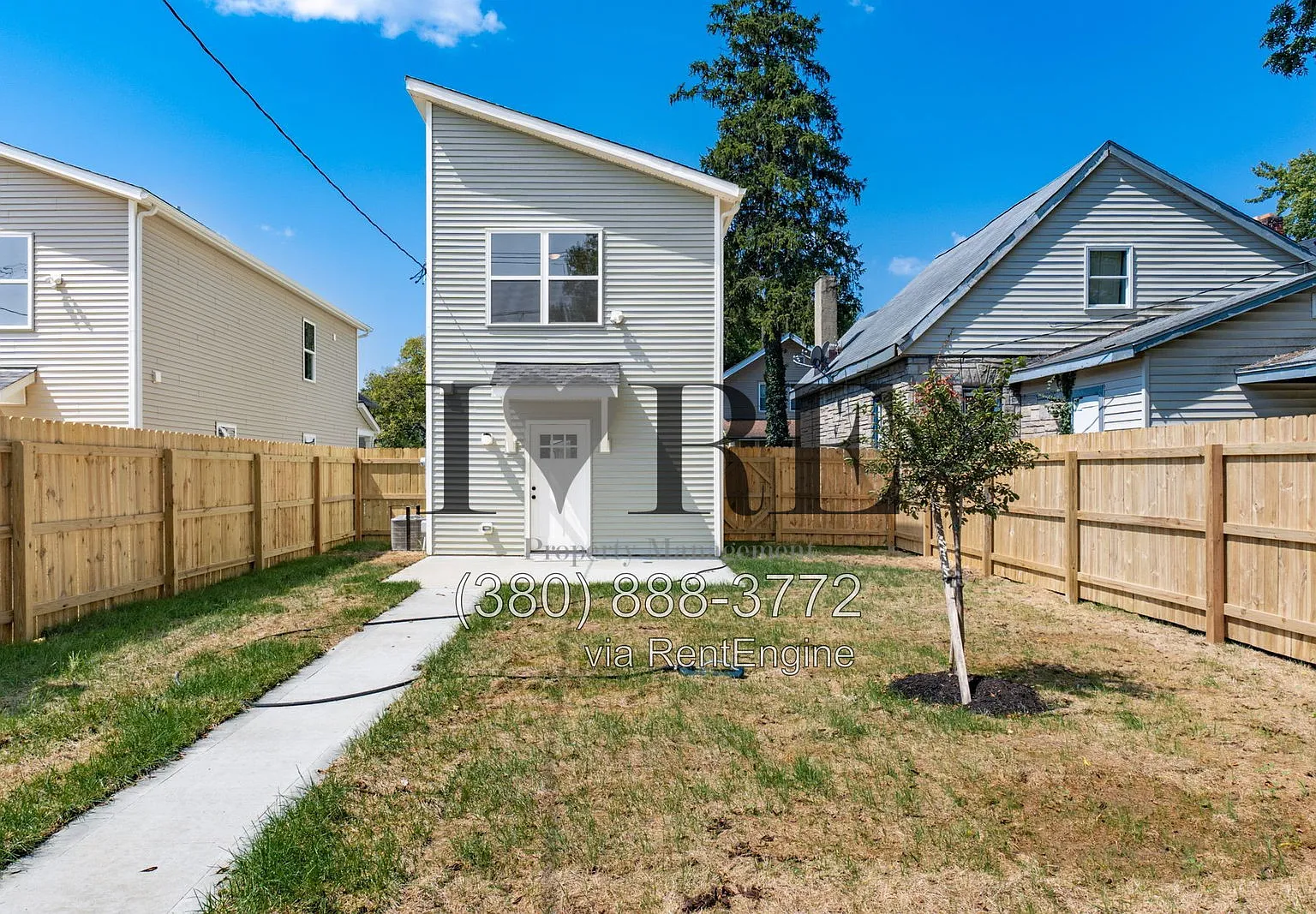 2 bed, 2.5 bath, 1220 sqft, $1,895 — Photo 3
