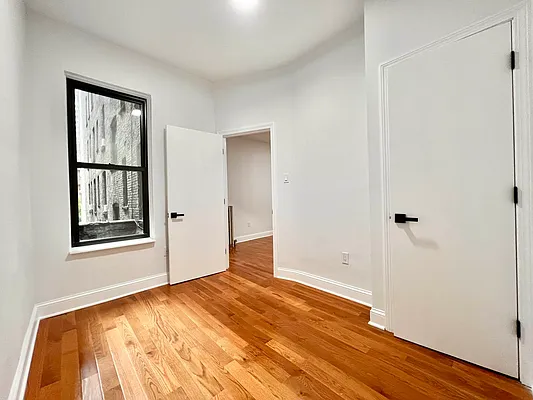 Rented by Compass | media 18