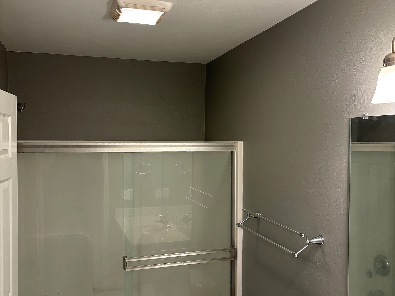 2 bed, 1.5 bath, 1150 sqft, $1,425 — Photo 4