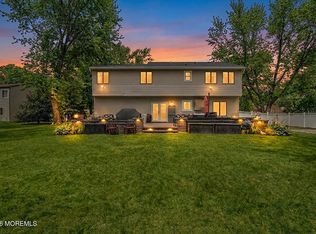 33 Ashford Road, Jackson, NJ 08527