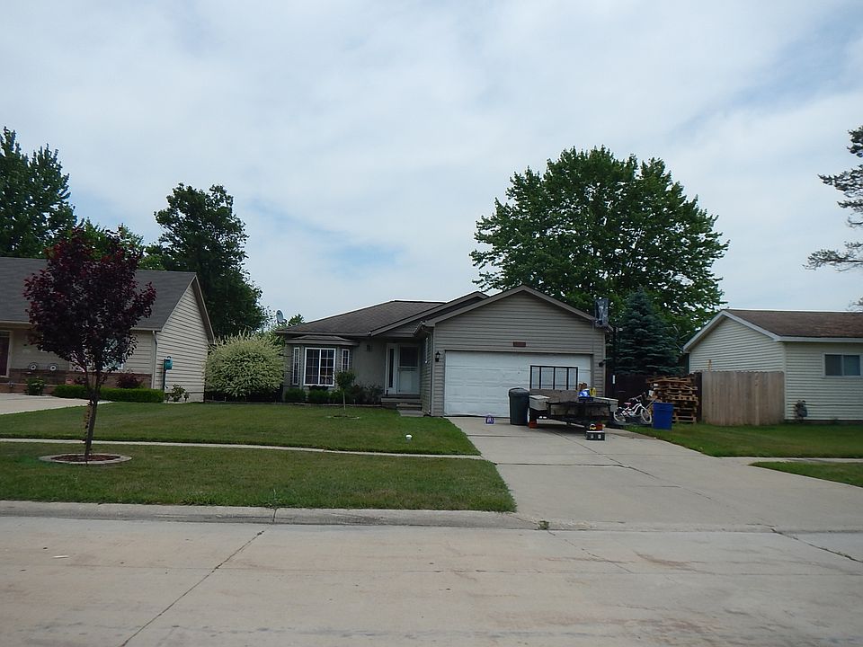 1st image of 59732 Manning Dr