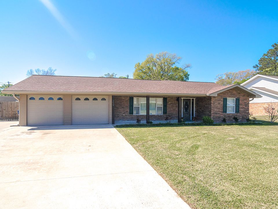 1st image of 259 Parkway Cir
