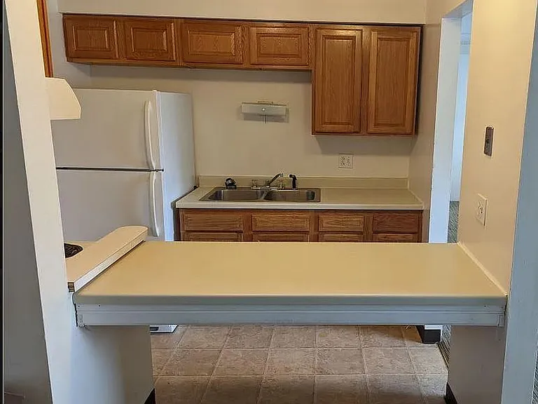 922 Phillips St #4 — Photo 1